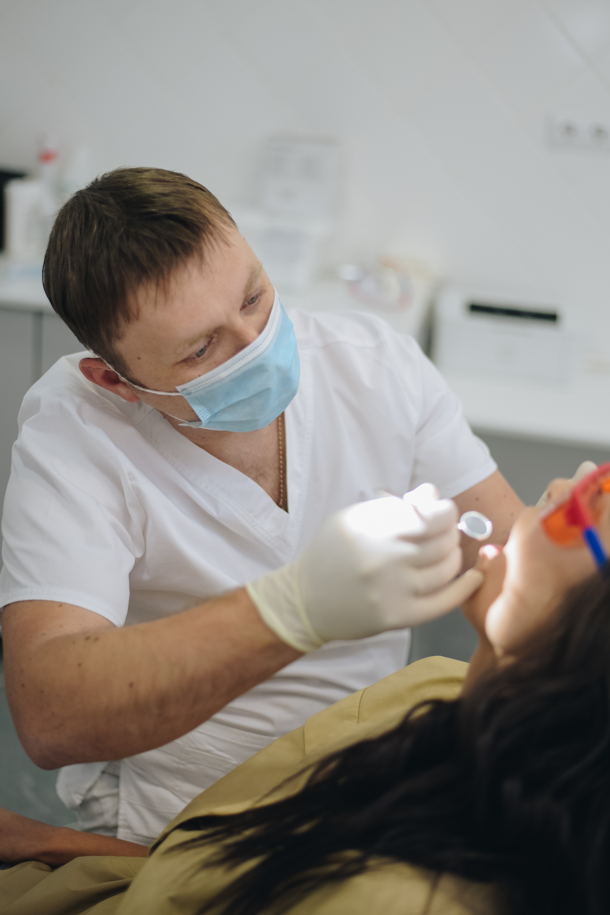 Прием пациентов в стоматологии "Мир улыбок" в Долгодеревенском